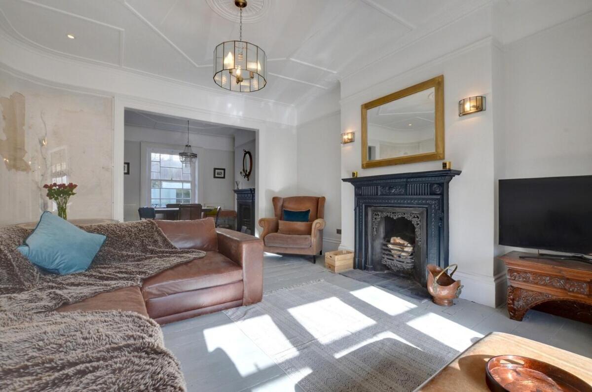 Вилла Sea Front St Leonards Гастингс Экстерьер фото
